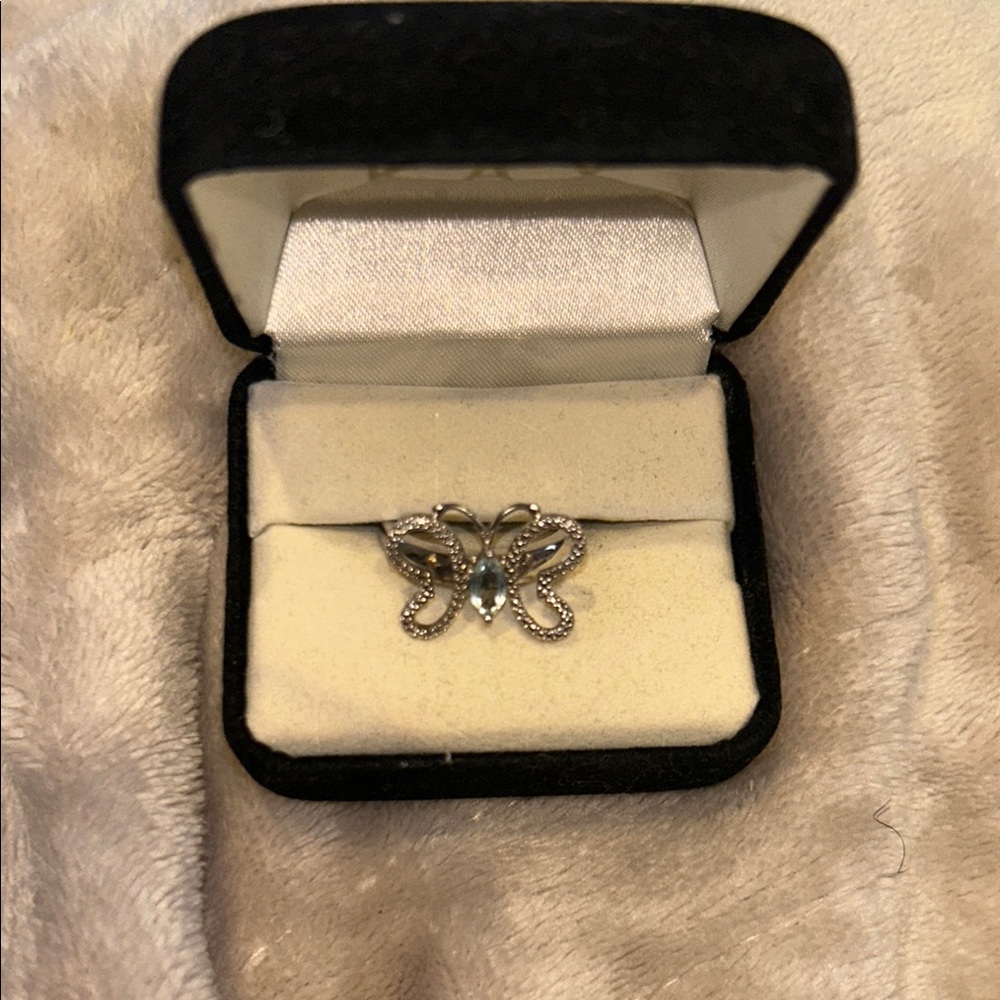 Kay Jewelers Silver Butterfly Ring with Sparkling Gemstones